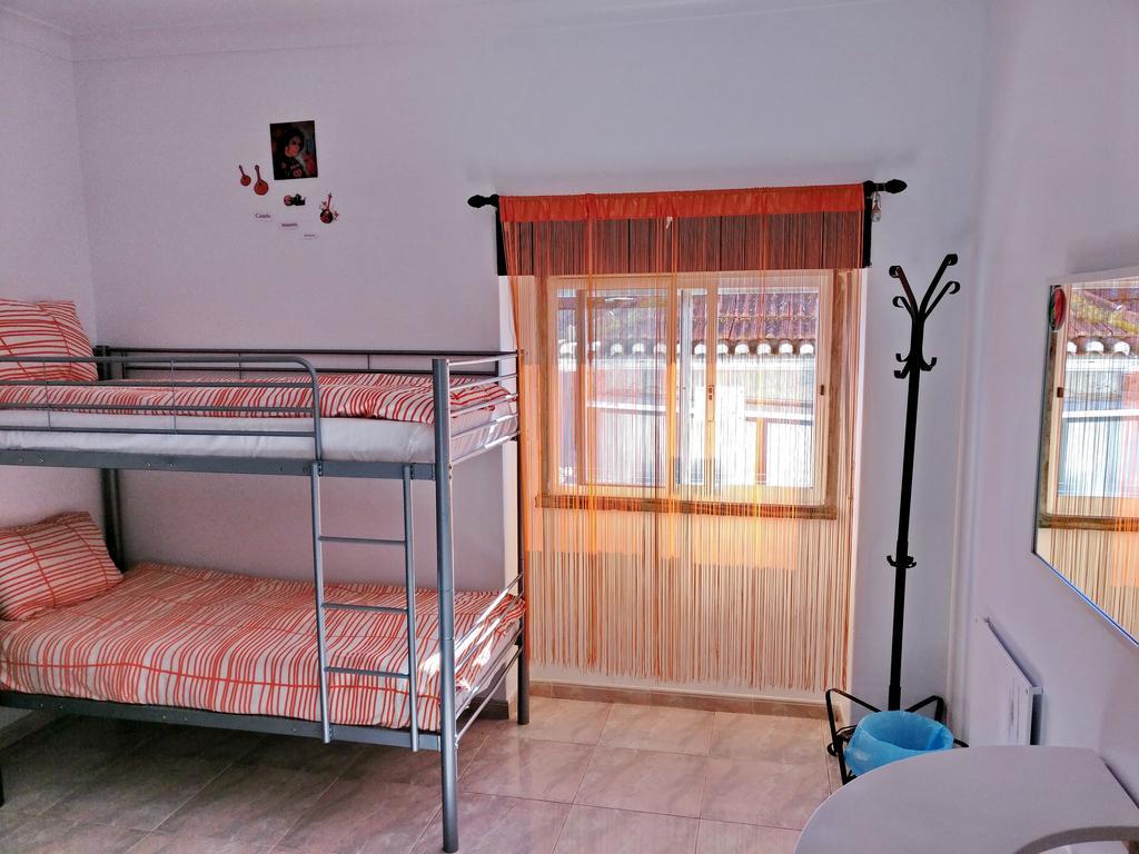 Lisbon Cosy Hostel Екстериор снимка