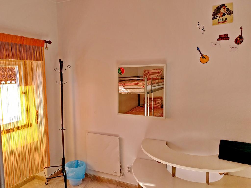 Lisbon Cosy Hostel Екстериор снимка